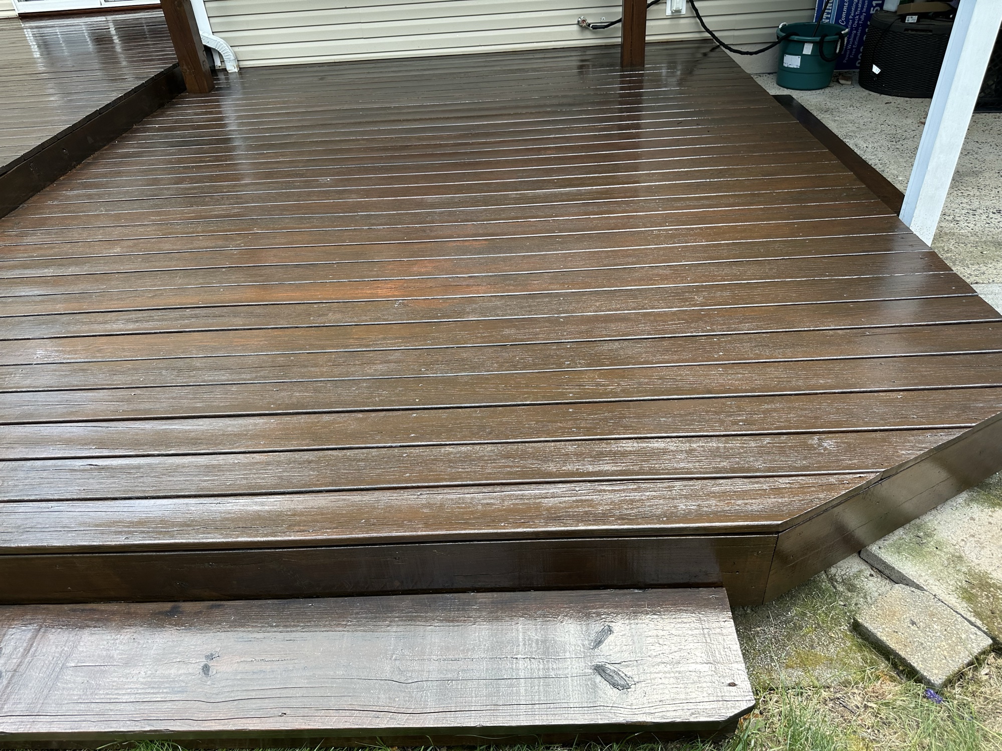 Freshly stained deck by J&B Painting in Somerset County NJ